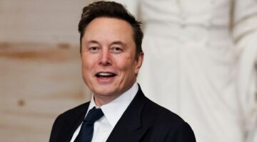 إيلون ماسك يفصح عن تفاصيل هجوم إلكتروني كبير استهدف منصة X.