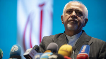 جواد ظريف نائب الرئيس الإيراني يُقدم استقالته