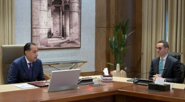 رئيس الوزراء يتابع مع وزير الاستثمار جهود تعزيز التجارة الخارجية وجذب الاستثمارات