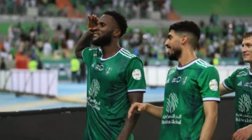 أزمة جديدة تواجه الأهلي قبل مواجهة الخليج.. غياب ثلاثي أساسي يضع يايسله في مأزق بدوري روشن