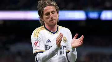 مودريتش يخطط للاعتزال بقميص ريال مدريد ويكشف عن قراره النهائي