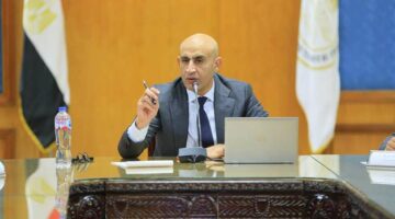 وزارة التعليم تصدر تحذيرًا عاجلًا لطلاب المدارس بشأن الـ24 ساعة المقبلة.. تعرف على التفاصيل